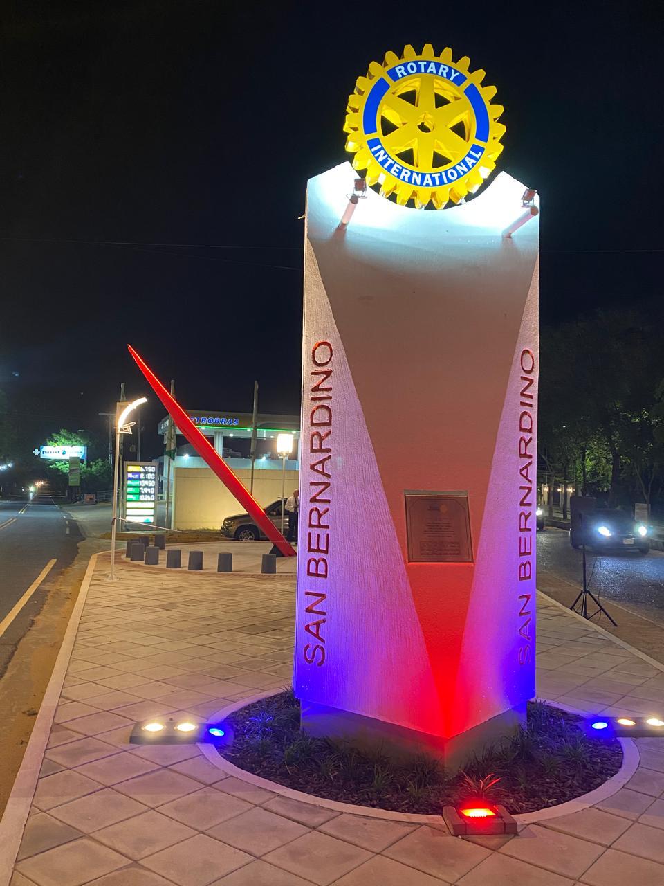 Reloj Solar de noche con iluminación